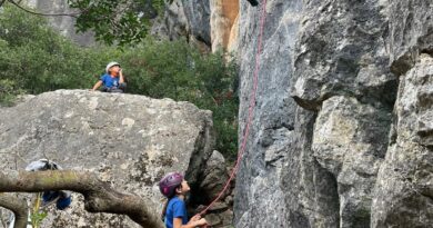 Concentración del grupo detección de talentos de escalada en Espiel