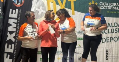 José Luis Pérez Candilejo y María Isabel Muñoz Prieto, campeones de Extremadura de Marcha Nórdica 2026 José Luis Pérez Candilejo y María Isabel Muñoz Prieto, campeones de Extremadura de Marcha Nórdica 2026